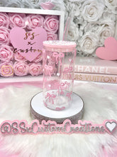 Load image into Gallery viewer, Glass Bow &amp; Hearts Tumbler

