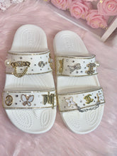 Load image into Gallery viewer, White GLAM CROC sandals size 7

